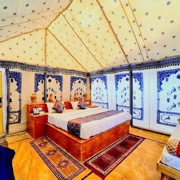 Om Luxury Resort Джайсалмер Стая снимка